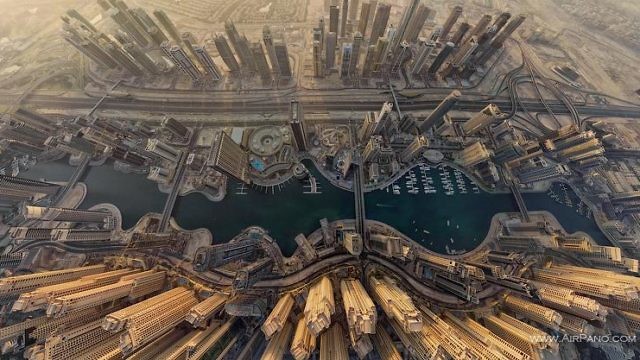 دُبي (AirPano)