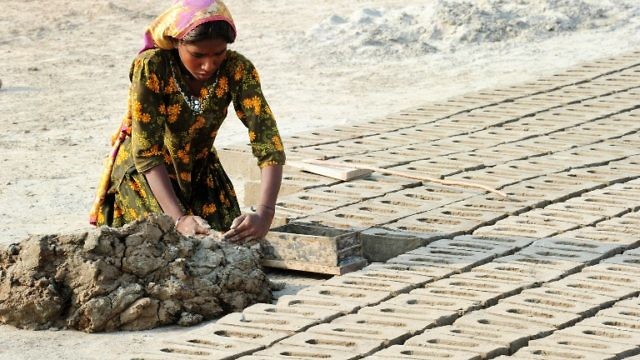 46 مليون عبد يعيشون في عالمنا (AFP)