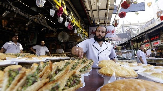 الأئمة يعملون على منع داء السكري، صورة توضيحية (AFP)