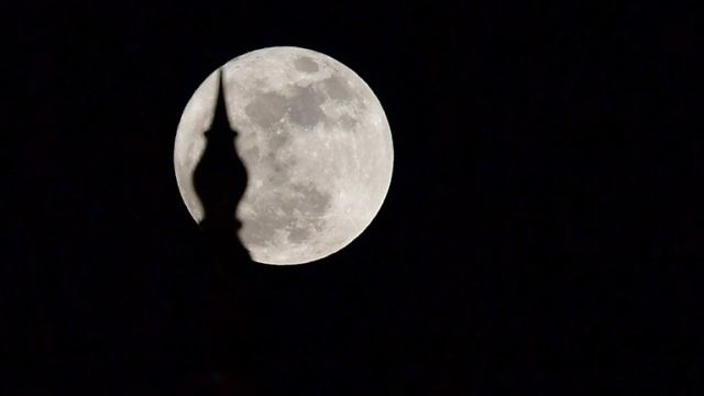 القمر العملاق، "سوبر مون" (AFP)