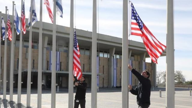 استعدادات الكنيست الإسرائيلي لزيارة مايك بنس نائب الرئياس ترامب (Itzhak Harari, Knesset spokesperson)